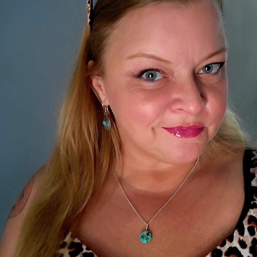 Meet your Posher, Kimberly